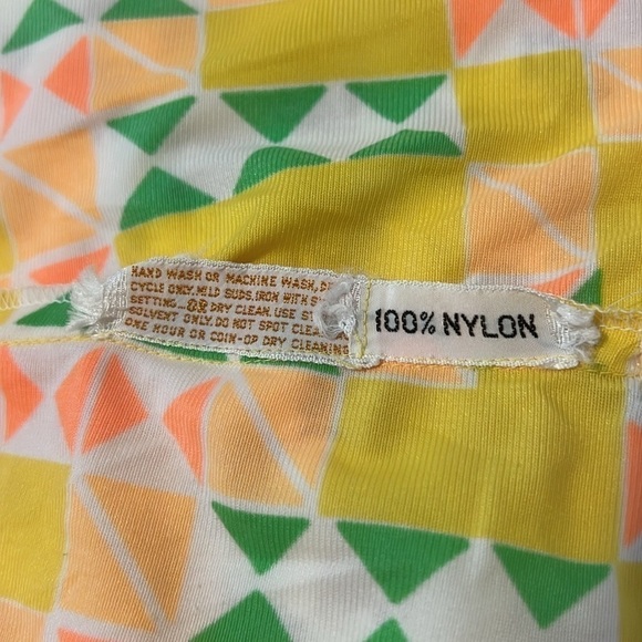 Vintage Vanda Fashions Key West Hand Print Floral Handkerchief Hem Blouse Top - Picture 5 of 8